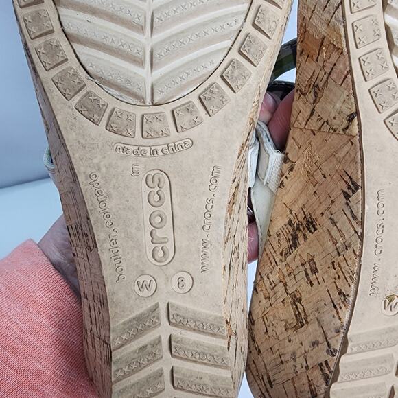 Crocs A Leigh Mini White Leather Wedge Women's Summer  Open Toe Sandal Size 8 - Picture 10 of 12